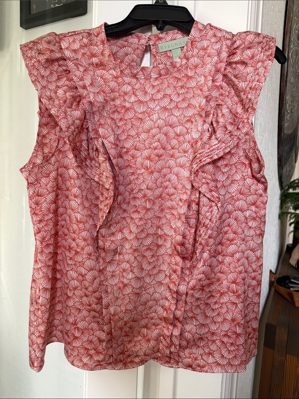 Ryegrass Round Neck Flutter Sleeveless Blouse Size L - Picture 4 of 5